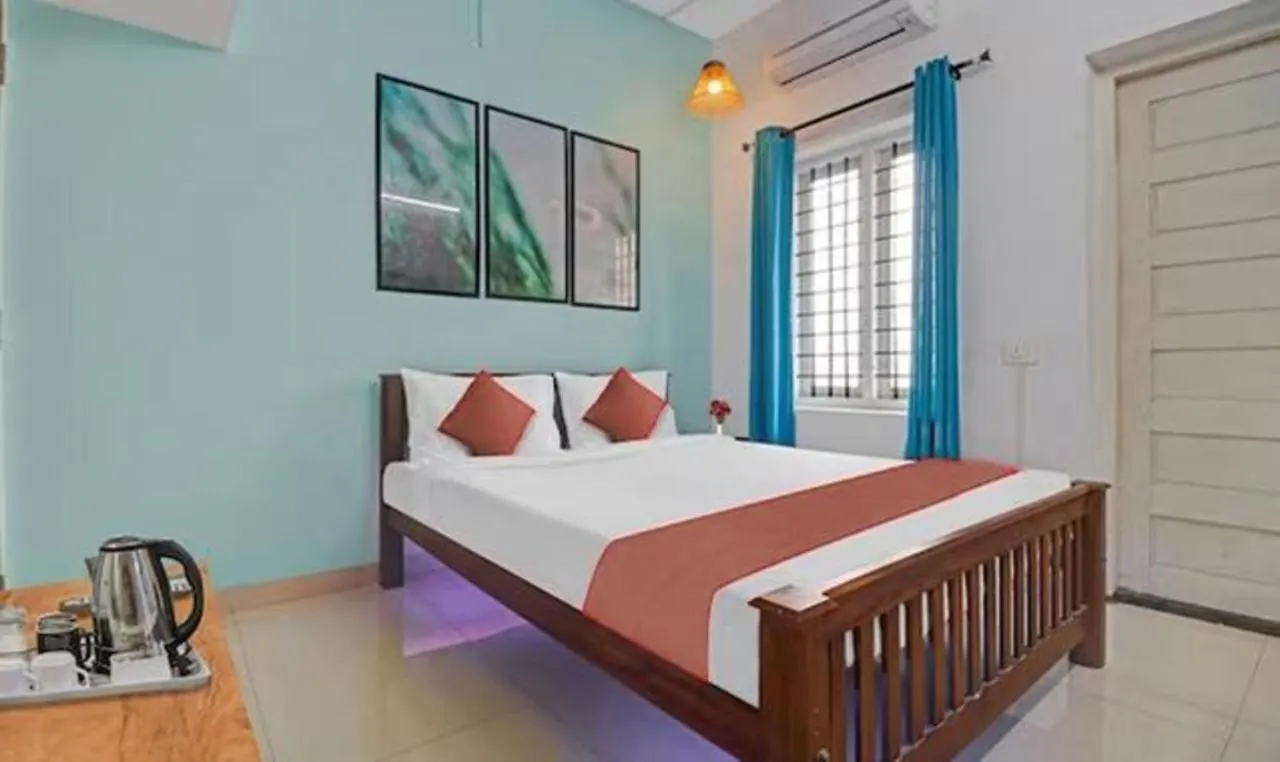 Fabexpress Majestic Abode Inn Trippapur