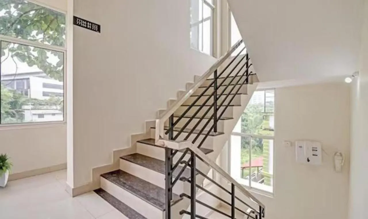 Fabexpress Majestic Abode Inn Trippapur 3*,