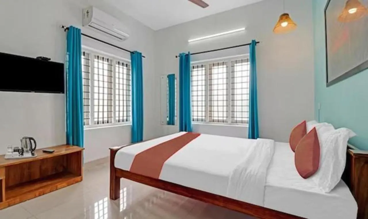 Fabexpress Majestic Abode Inn Trippapur